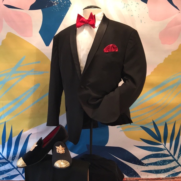 Eleganza Platinum Tuxedo coat - Picture 11 of 17